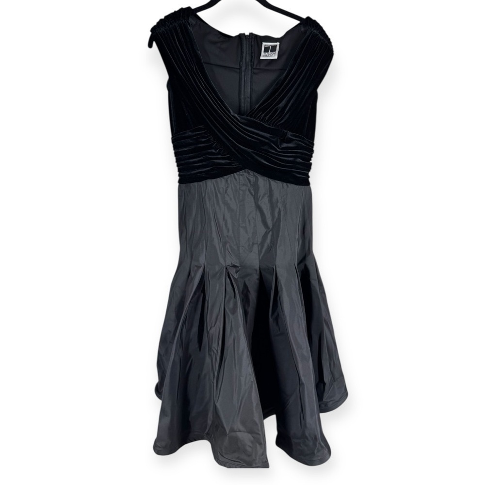 Vintage Y2K Tadashi cocktail dress black velvet Medium (see measurements)